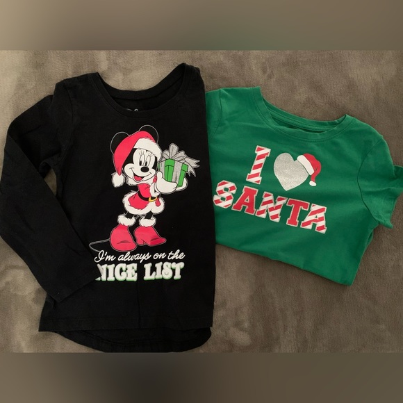 Christmas shirt bundle of 2 size 5T and 6 - Picture 1 of 7
